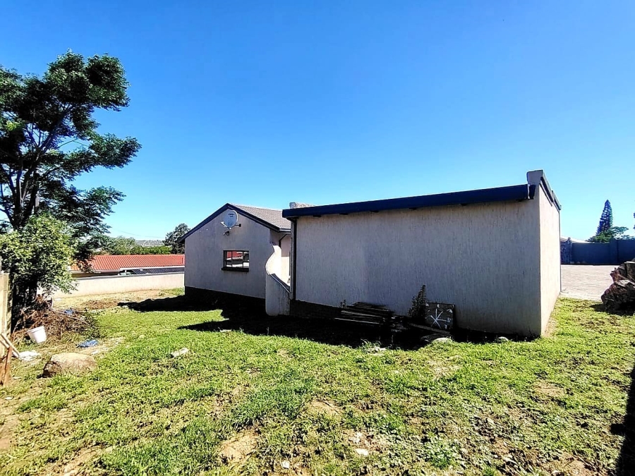 4 Bedroom Property for Sale in West Bank Eastern Cape